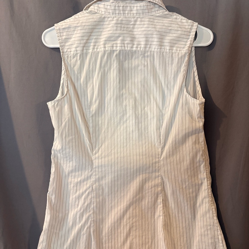 Banana Republic Riley Shirt Sleeveless Striped Button-Up White Black Women’s 6 - Picture 3 of 3